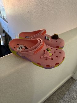 Crocs Patrick Star size 10