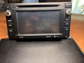 Toyota Tacoma Radio With Navigation 2015-2019