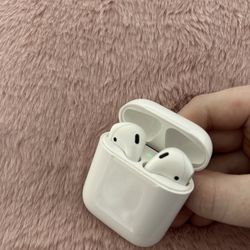 Apple AirPods 2nd Gen