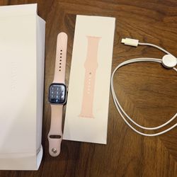 Apple Watch 9 41mm Light Pink