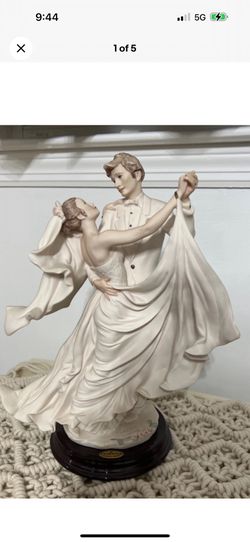 Armani Capodimonte