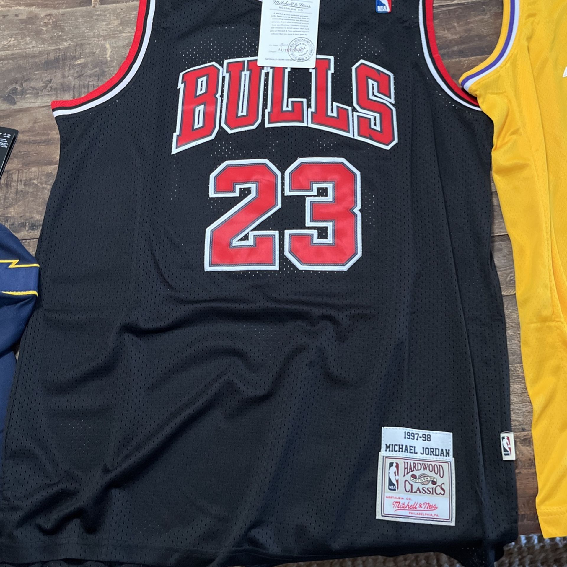 Micheal Jordan Jersey And Lebron James Jersey