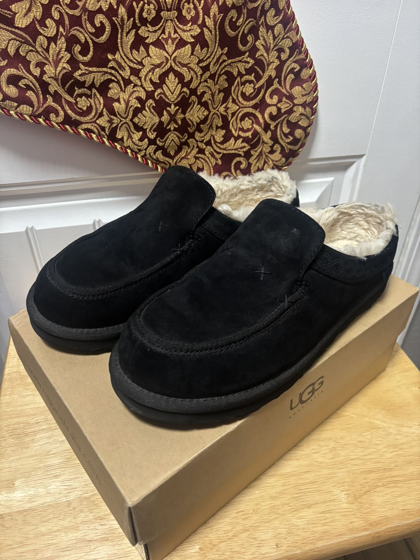 Men UGG Loafers