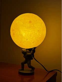 Bringing the Universe Home: 200mm Glowing Moon Lamp with Astronaut Base