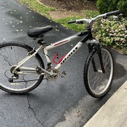 Giant, Rincon SE, 26”, 21 Speed Mountain Bike