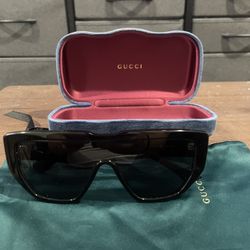 Gucci Mens sunglasses 
