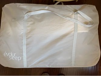 Evolur Stellar Bassinet