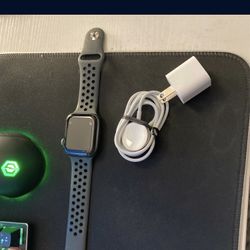 Apple Watch Series 4 Space Grey