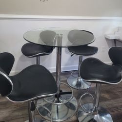 Dining Table with Stools 