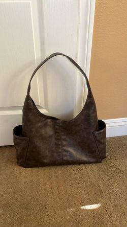 Beautiful Leatherlike purse 👜 with plenty of room new brand Wild Fable