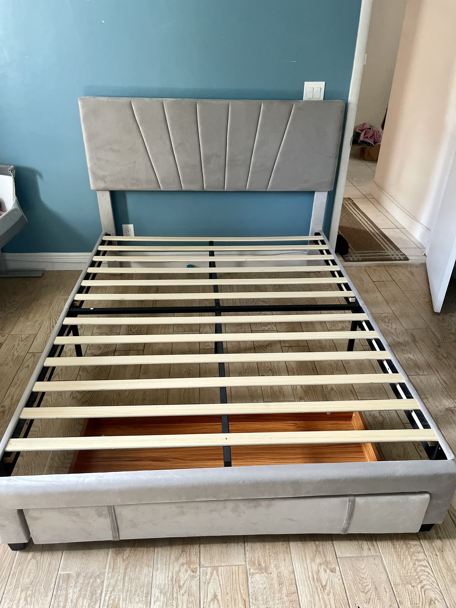 Bed Frame w/ Large Pullout Draw