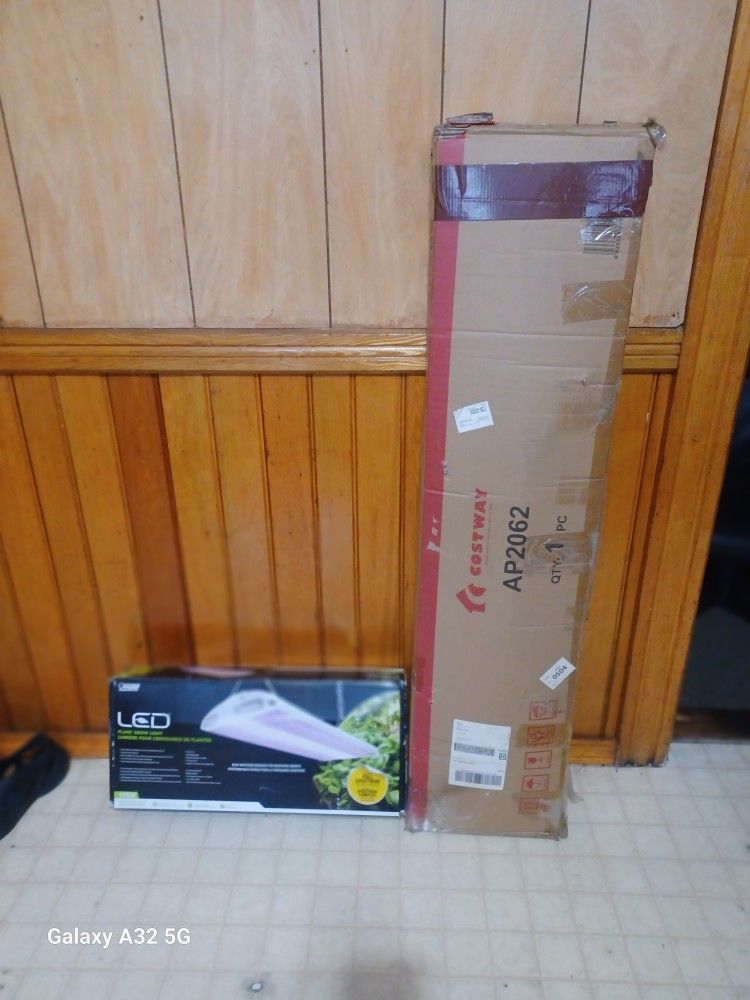 Growing Light N Tent Both Things$ 75