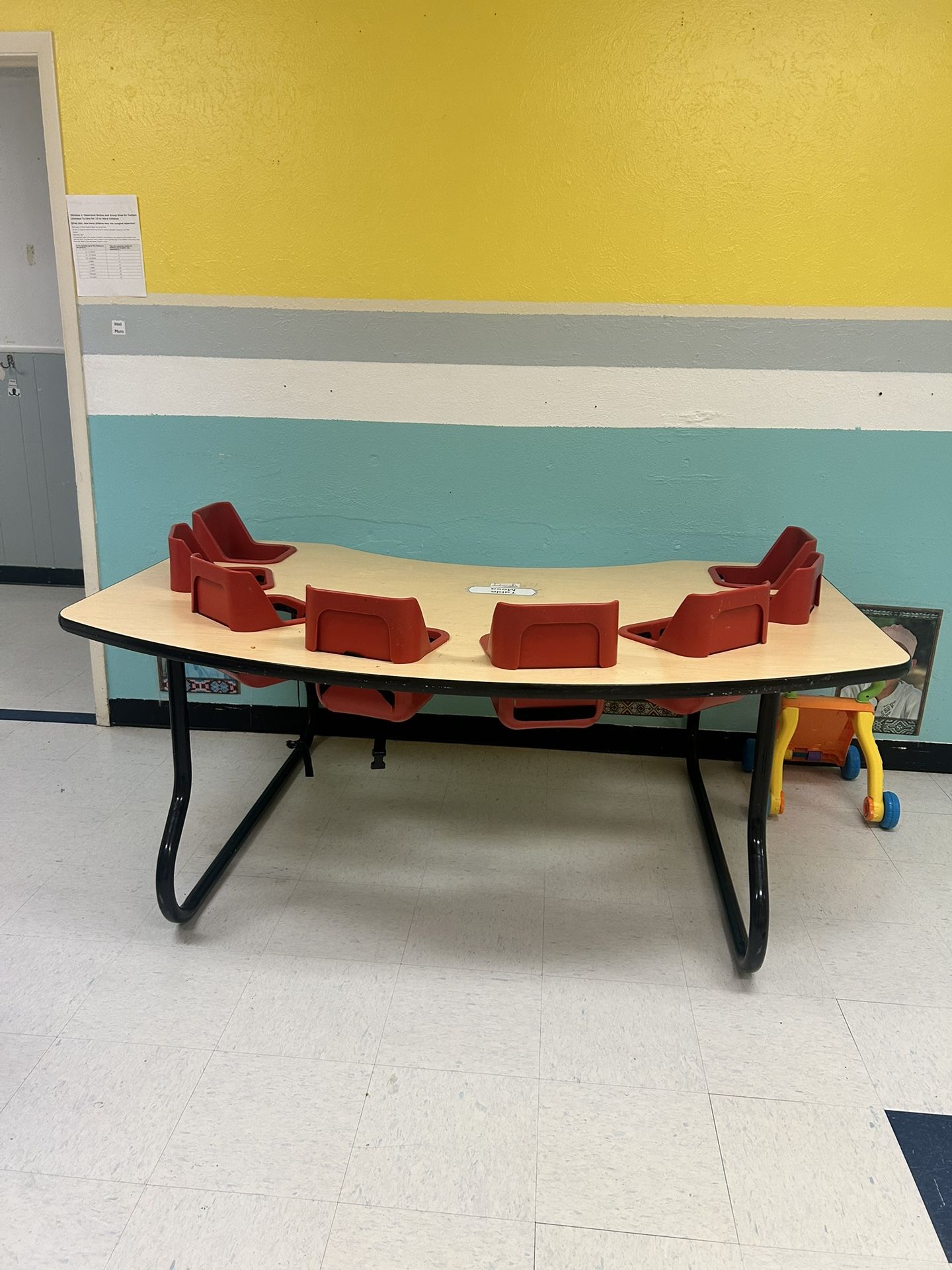 Toddler Feeding Table