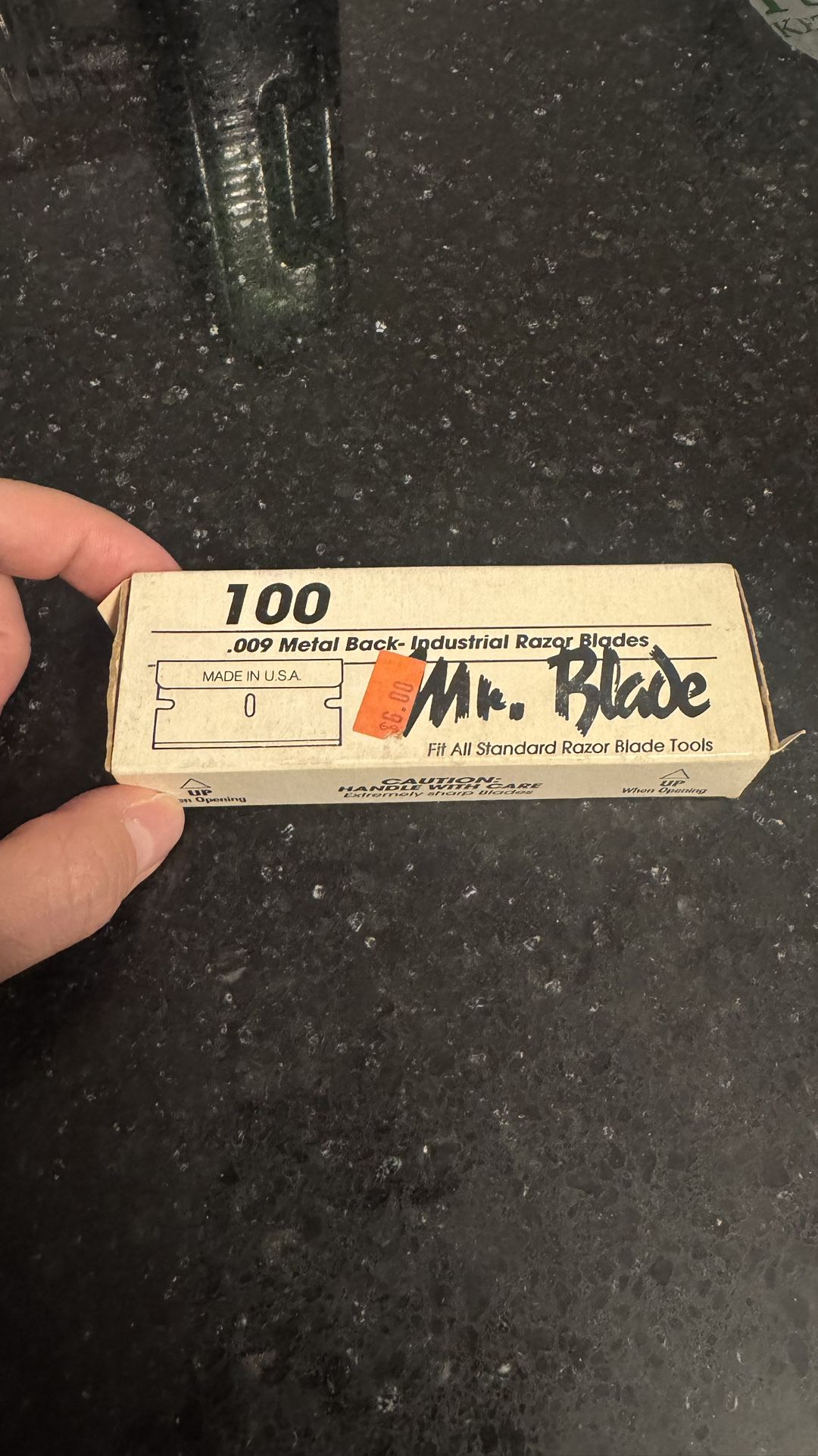 .009 Razor Blades (USA)