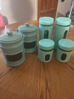 Kitchen  containers