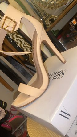 Heels shoes cream