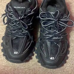 Balenciaga Tracks