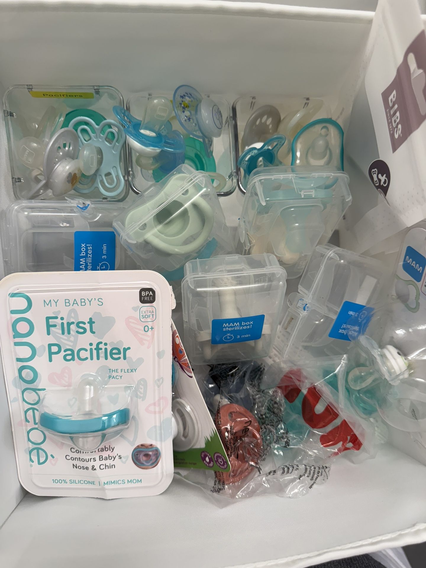 Bundle: 20+ Baby Pacifiers And Clip Holders