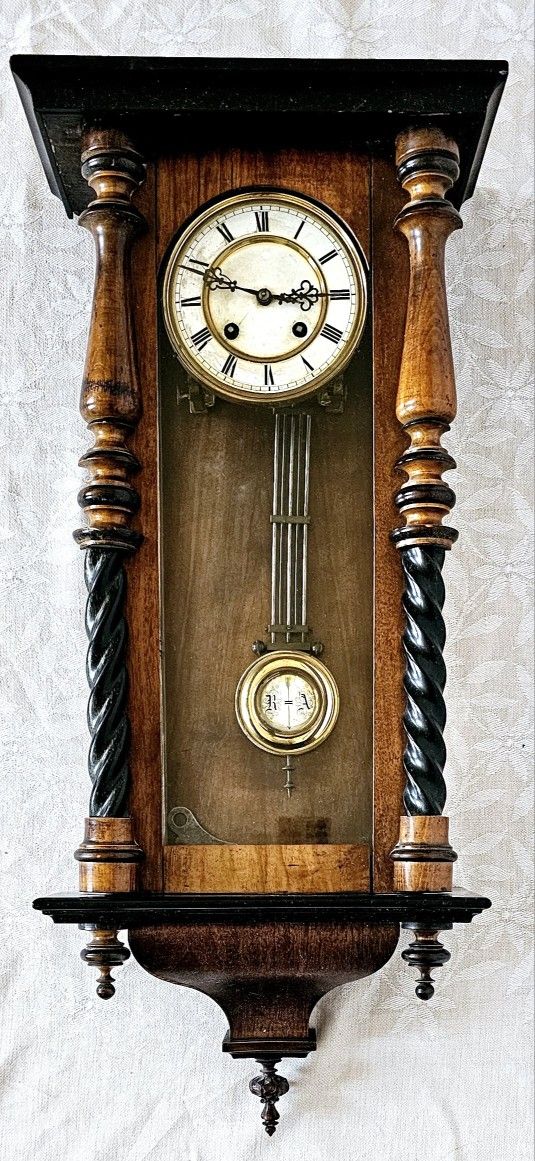 Antique German Ornate RA Clock With Key