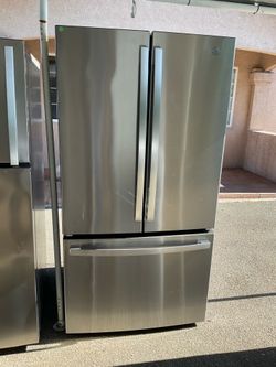 Refrigerator flat brand GE