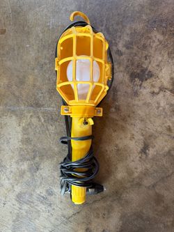 vintage 12V DC automotive trouble light