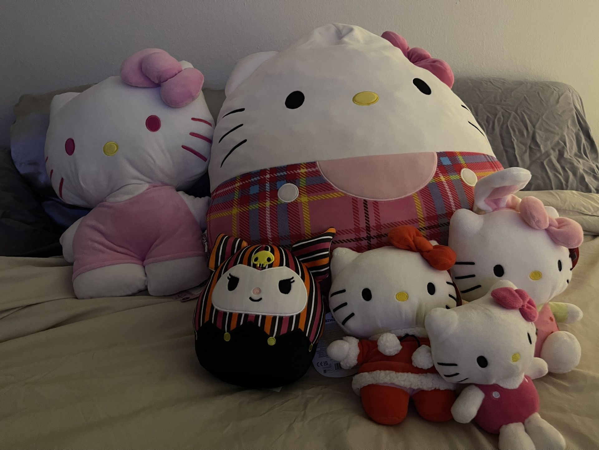 hello kitty plush toy collection 