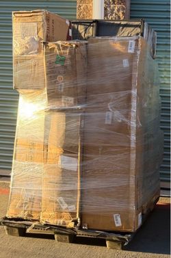 Pallets assorted