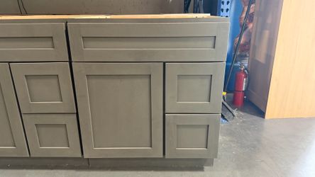 30" bathroom cabinet