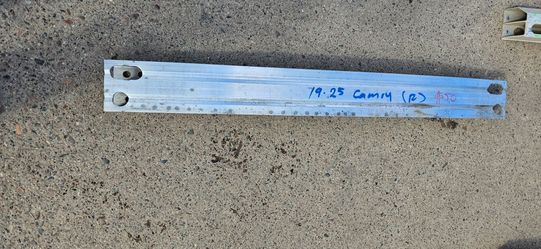 Toyota camry rear rebar oem