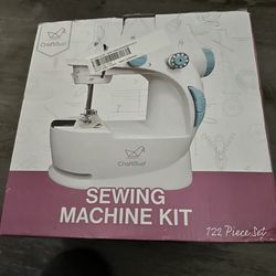 Small Sewing Machine 