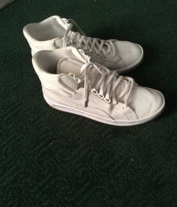 9 .5 puma all white high top shoe