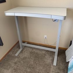 Height Adjusting Glass Top Office / Gaming Desk