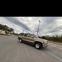 2004 Chevrolet Suburban