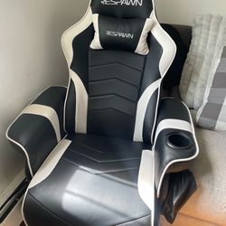 Respawn gamer chair recliner