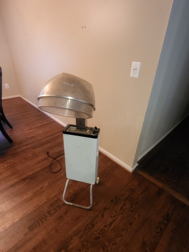 Hairdryer On Wheels