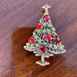 Vintage Hollycraft Christmas Brooch