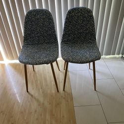 2- Chairs 