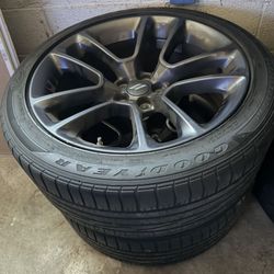 4 NICE SCAT PACK RIMS 20”s