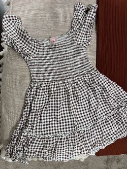 Women’s dresses