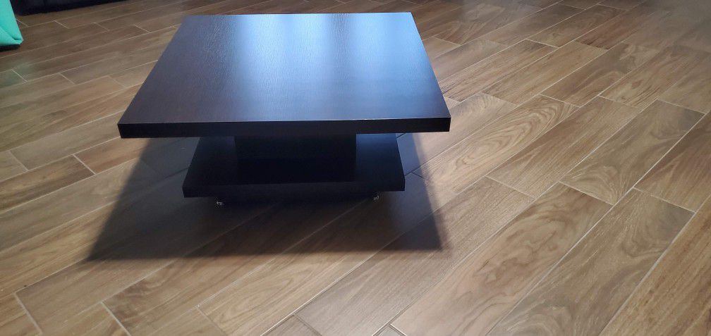 Coffee Table With Hidden Compartment 