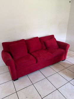 2 piece set and plus a pull out bed