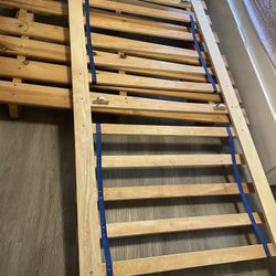 Futon or bed base and twin strudel with wheels 