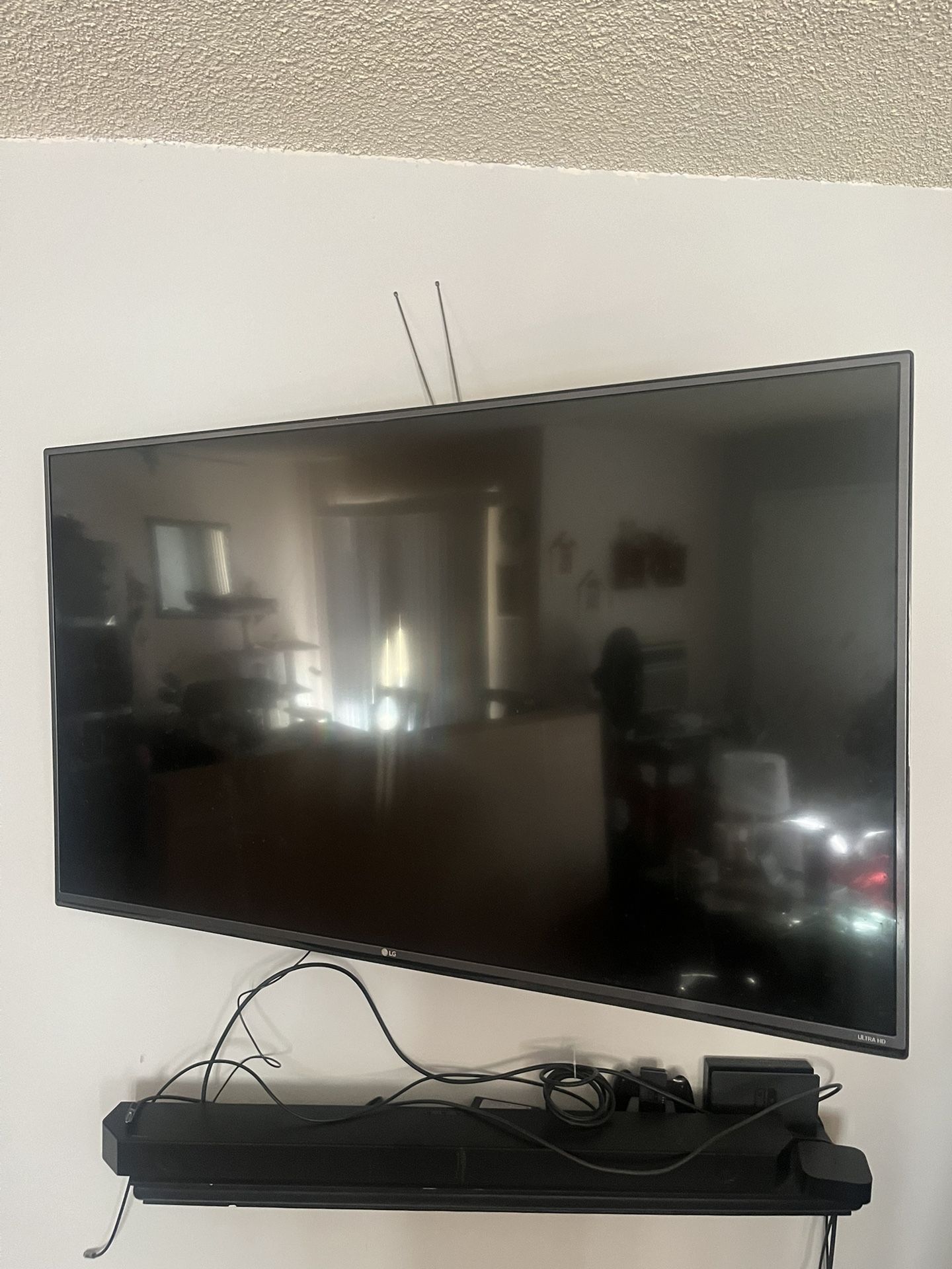 55 inch LG “55UF6450” Ultra HD Smart TV