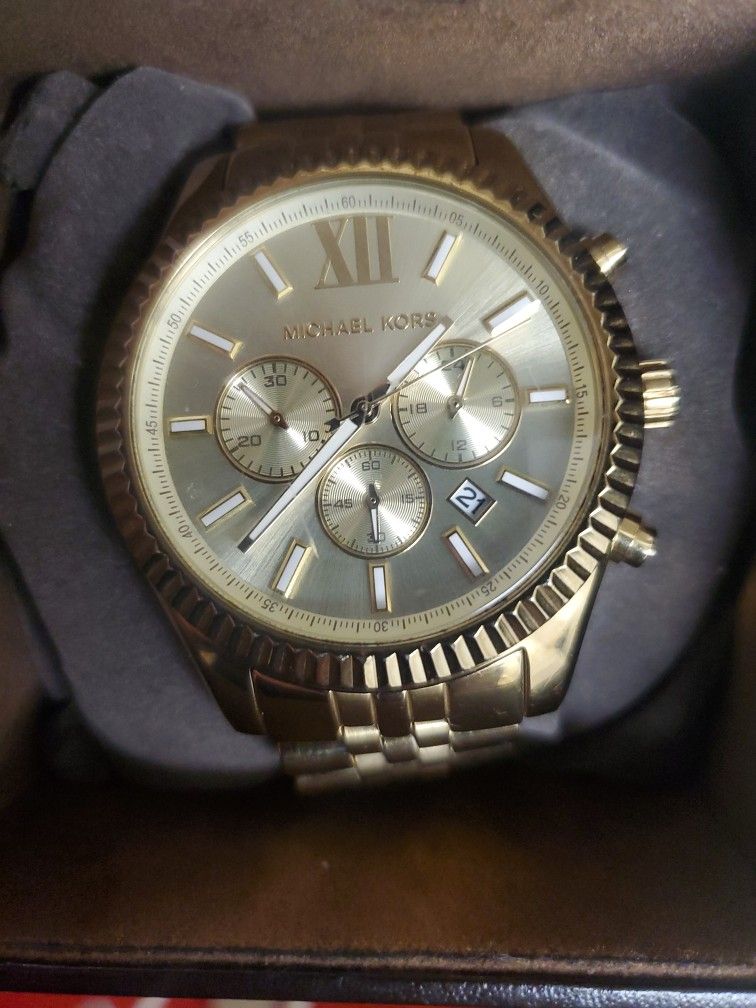 Michael Kors Lexington Men's Watch, Stainless Steel Bracelet Watch for Men


