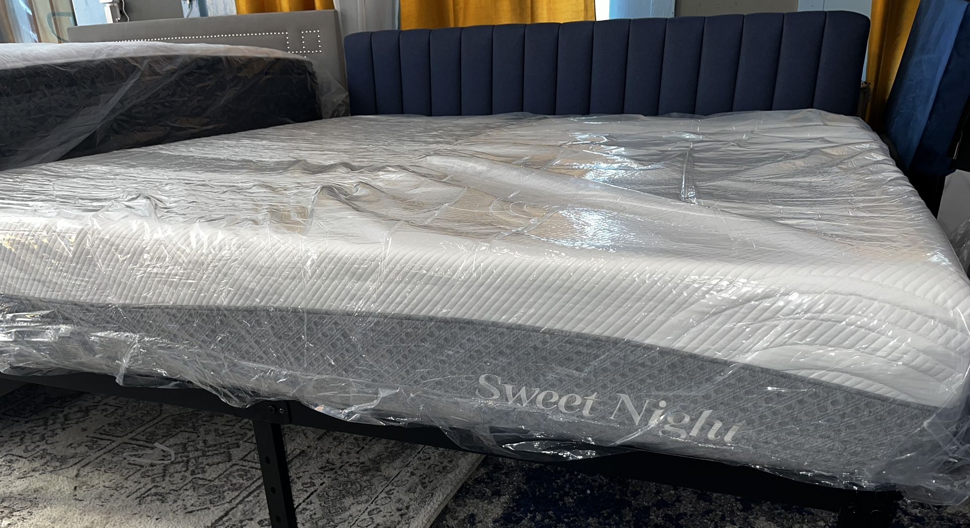 Enjoy The Luxurious Comfortable New 12” Inch King Size...