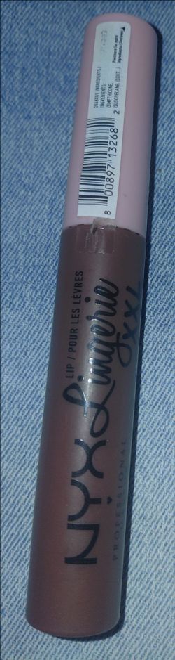 NYX Professional Makeup Lip Lingerie XXL Liquid Lipstick