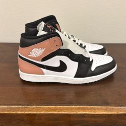 Jordan 1 Mid