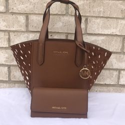 Michael Kors Purse And Wallet 