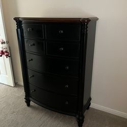 Solid wood black chest dresser size:20x37 H:54”