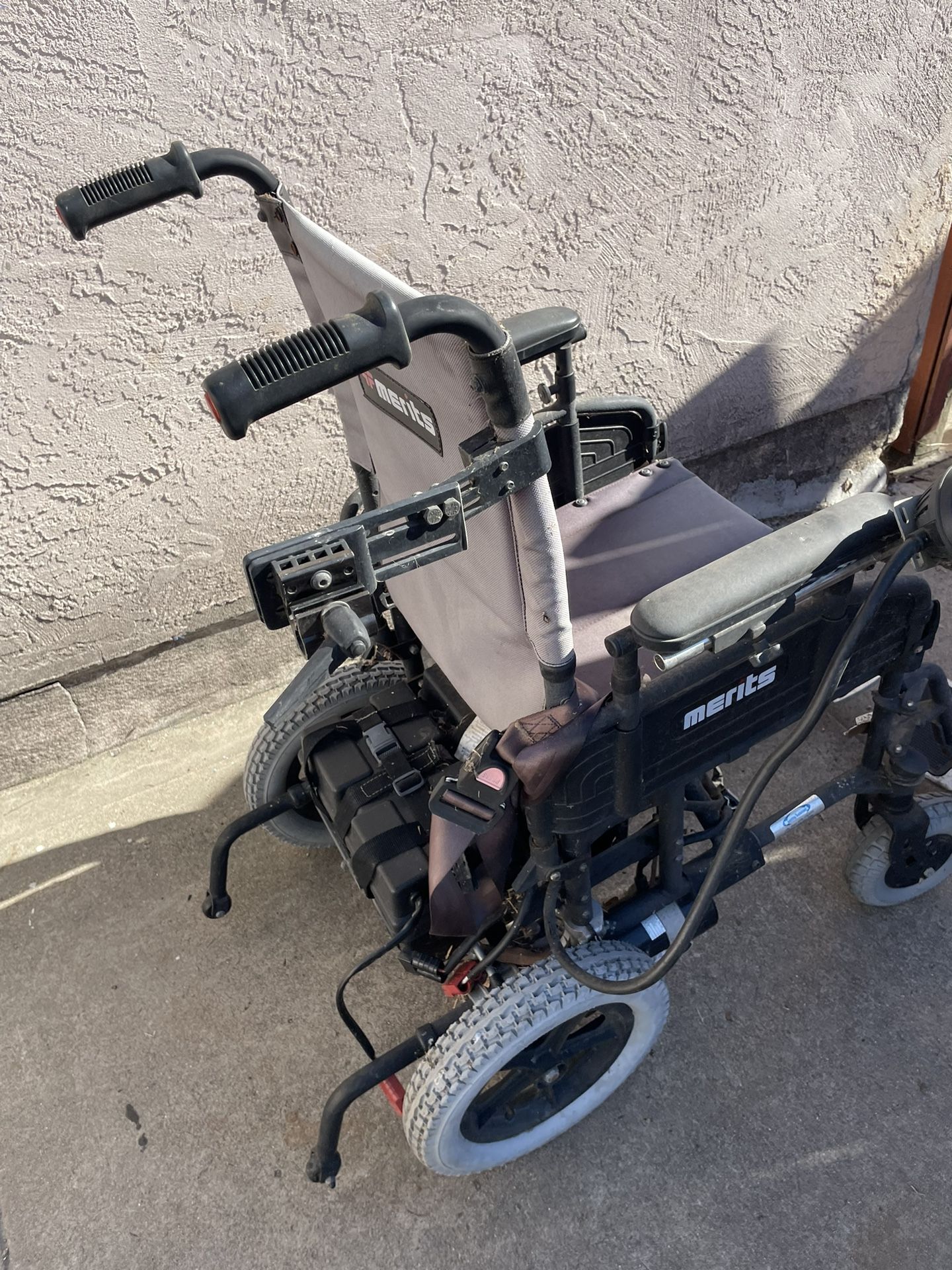 Electric Wheelchair